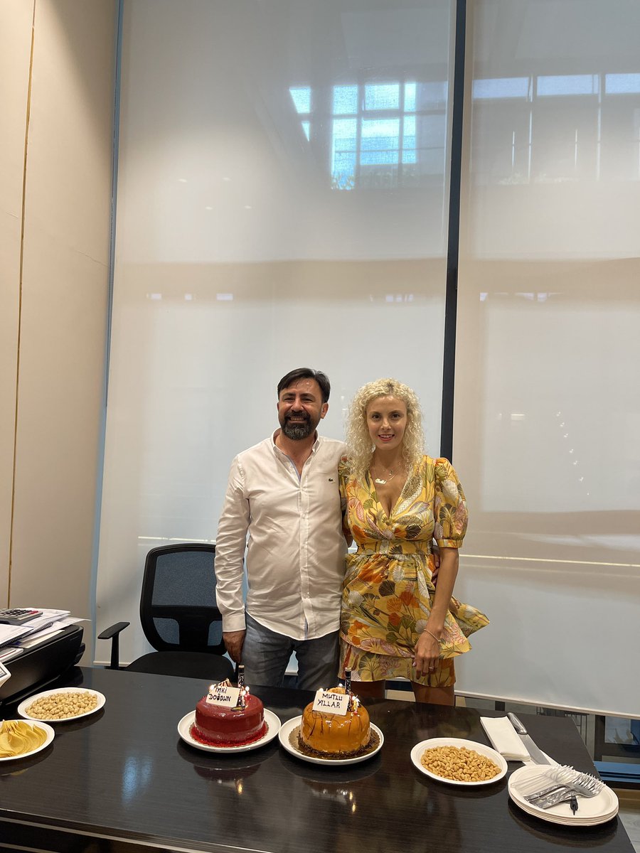 Birthday time with my team 🤗