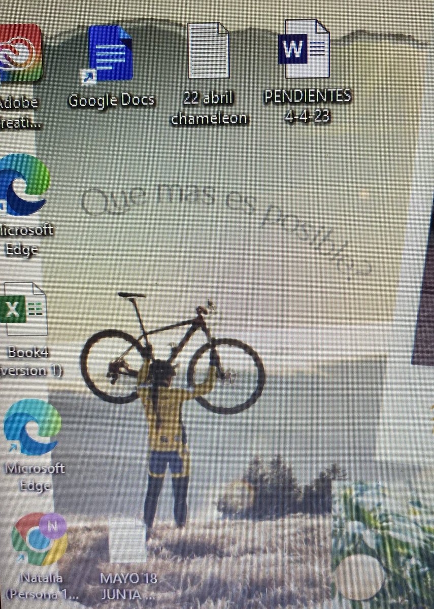 natbuxade's tweet photo. mi vision board… lo que paso este fin… https://t.co/5rfooMkPmc