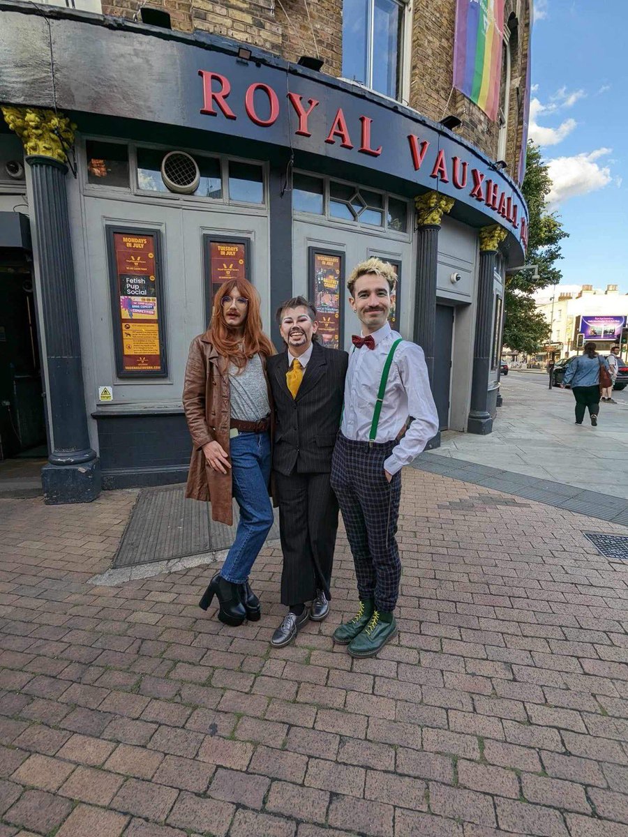 It’s take your aged uncle to work day <a href="/connolly_reece/">take another little reece of my heart now baby 💕</a> <a href="/CarrotDrag/">carrot 🥕 🍉</a> <a href="/gallycab/">The Gallifrey Cabaret</a>