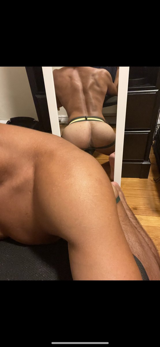 NYCAltTwunk's tweet photo. @michaelmoonxxx5 @Kinky_Chocolate https://t.co/soh66uXCcu