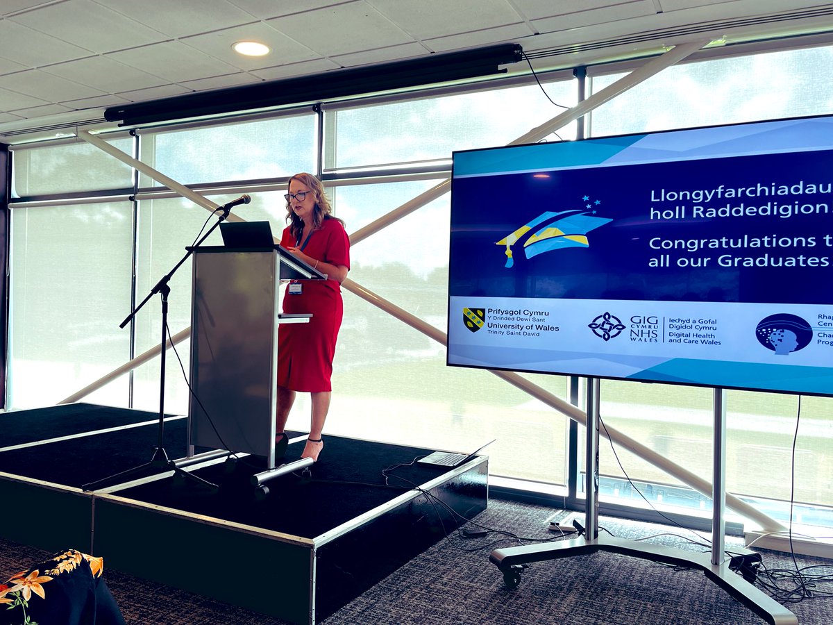 Fitting way celebrate #NHS75 today with <a href="/DHCWales/">Digital Health and Care Wales</a> &amp; <a href="/UWTSD/">University of Wales Trinity Saint David</a> Change Ambassador Programme Graduation with cohort from across NHS, creating change agents for the future @helenthomas100 <a href="/Steph_C_Harris/">Steph Harris</a> <a href="/8HarrietFStone/">Harriet Stone</a> <a href="/rhidian_hurle/">Rhidian Hurle</a>