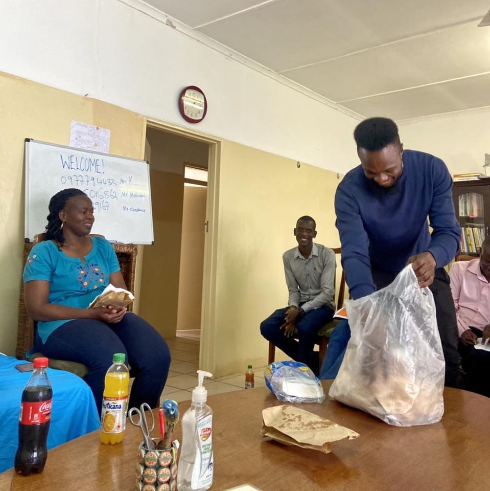 FreeHavenCommu1's tweet photo. * Organizational Context for Good Communication,
* Active Listening and Guidelines for Instruction Execution,
* Organizational Communication Etiquette and Conflict Resolution.
Thank You!
We are proud to take away so much from this and become better communicators and listeners! https://t.co/wkifzY5aoq