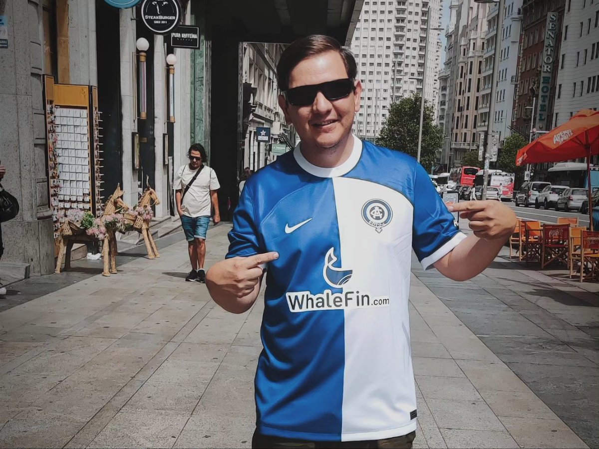 Aquí celebrando la incomodidad de la mayoría ❤️🤍