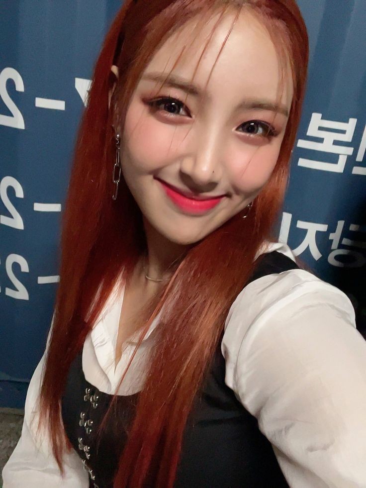 hourlychosang's tweet photo. 🍒 https://t.co/rdNv6bgi9b