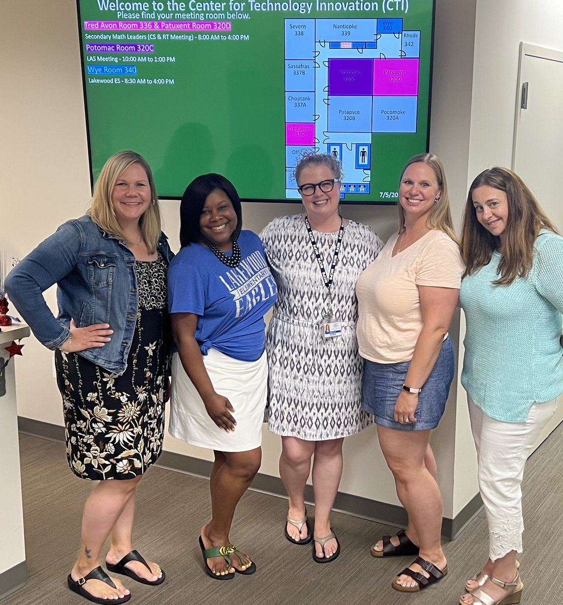 Ebony-Nicole Kelly, Principal-Lakewood ES tweet media