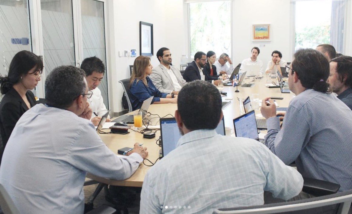 fondomarena's tweet photo. ¡Un encuentro enriquecedor entre instituciones comprometidas con el medio ambiente! 💚🙌

El Banco Interamericano de Desarrollo (BID), el Instituto Nacional de Recursos Hidráulicos (INDRHI) y la Agencia de Cooperación Internacional del Japón (JICA) reunidos con el FONDO MARENA https://t.co/KJM7l5HoHs