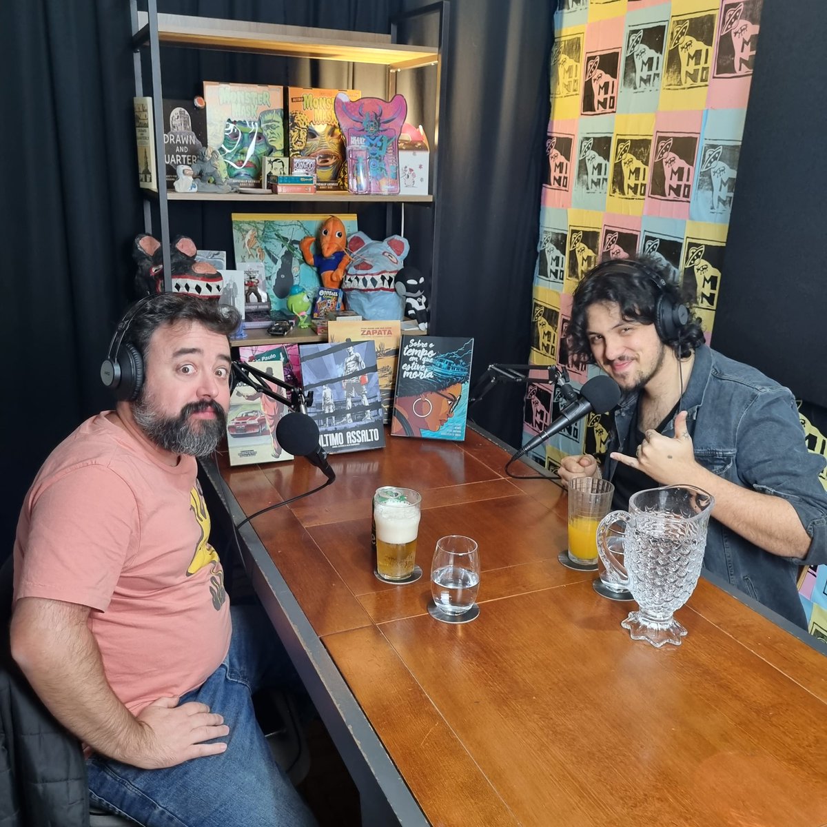 editoramino's tweet photo. Esteves e o Cobiaco no esquenta  para nosso #COWCAST de hoje! 

Venha assistir ao vivo no canal do YouTube. https://t.co/6Dno62ZVkZ
