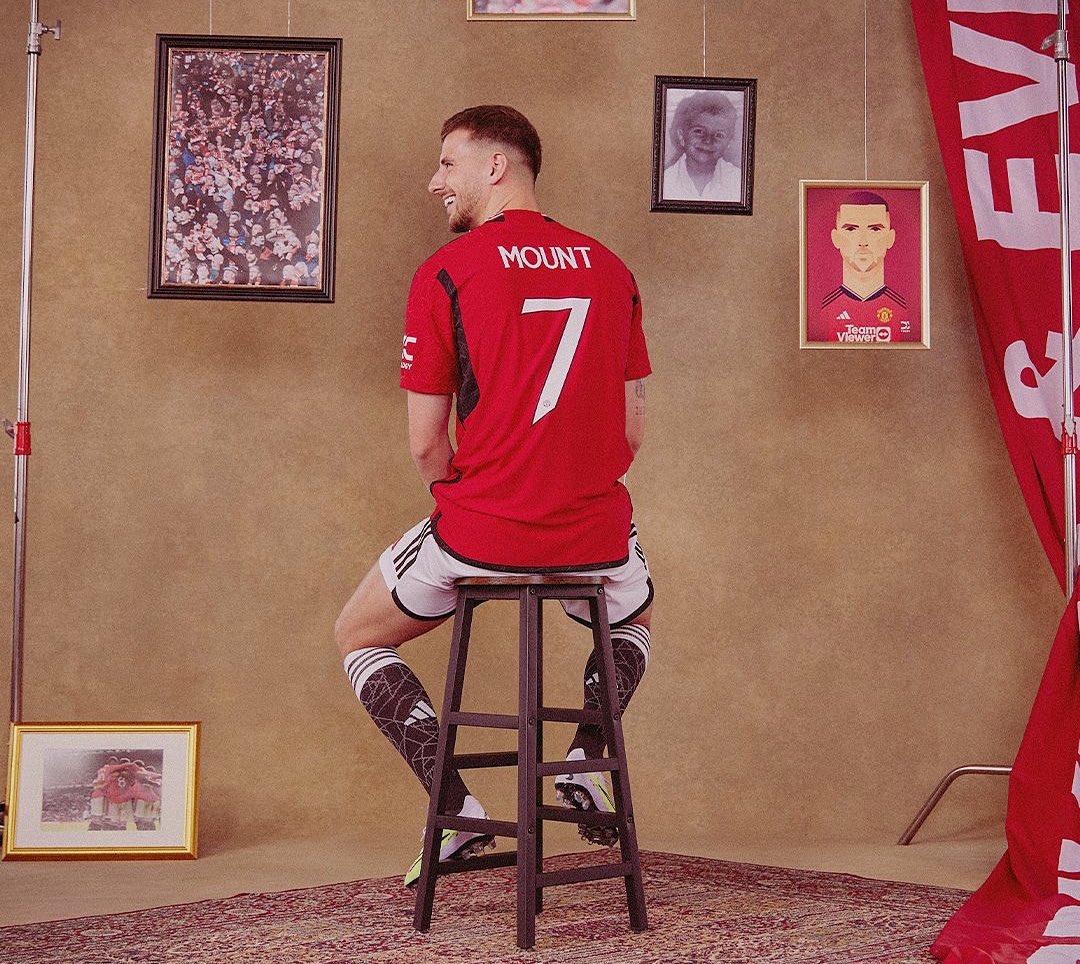 Not_Esportivas's tweet photo. OFICIAL!
Reforço chegando no @ManUtd, o meio de campo inglês Mason Mount (🏴) que assinou até junho de 2028 com os Red Devils.
#WelcomeMount #MUFC #MasonMount #ManUtd #UnitedForTheFans https://t.co/U3rISM8Af7