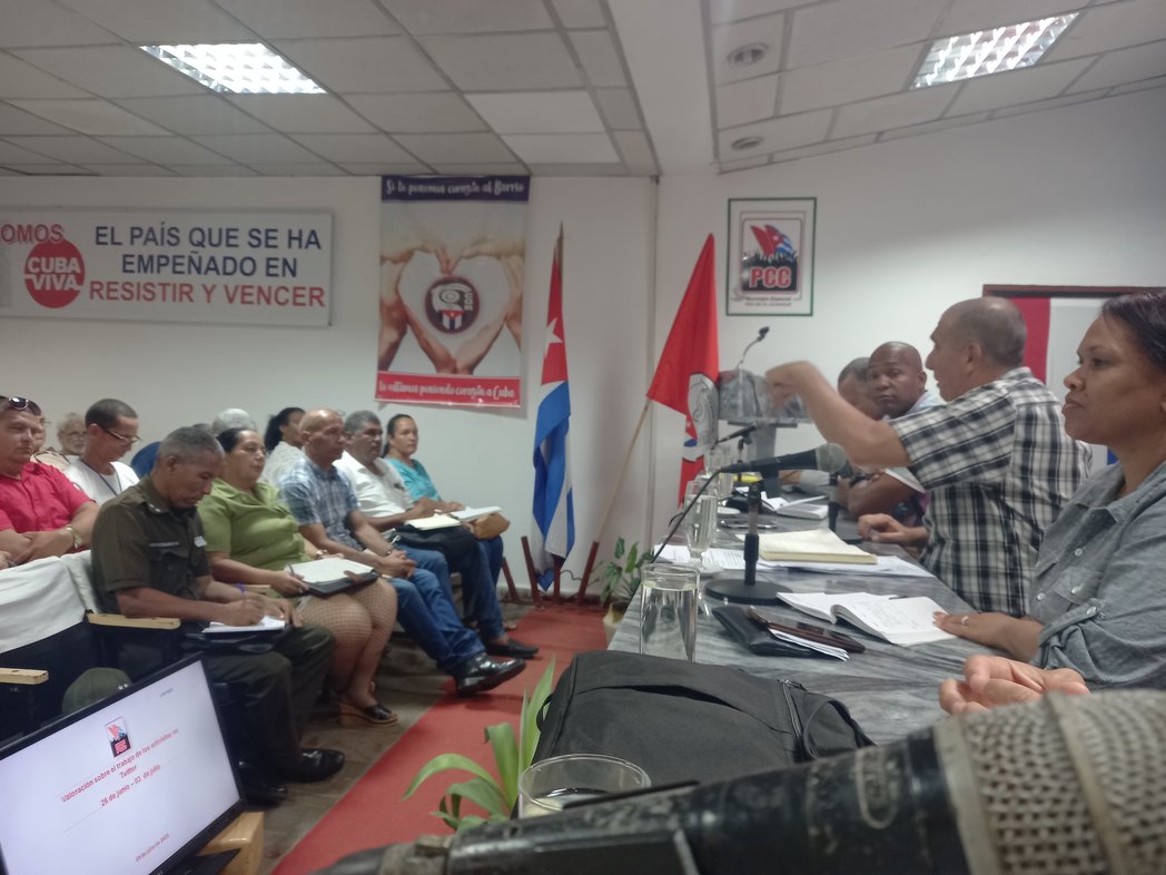 IntendenteMeij's tweet photo. #SentirPinero espacio de construcción colectiva en búsqueda de soluciones a los principales problemas del municipio. #PorUn26EnEl24 
@LorenzoOsbel 
@DiazCanelB 
@MMarreroCruz https://t.co/uAgIJnP8eJ