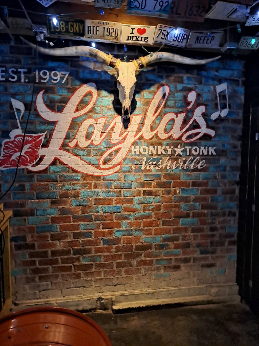 swizzlestick19's tweet photo. 94° in Nashville TN today #Nashers
Music is epic, bars incredible, food to die for,
Don't wanna leave !!!!
#Memphis cancelled
Heading to the "Big Easy" Saturday
New music
New bars
#Jazz #Frenchquartet https://t.co/Am58KGBdCd