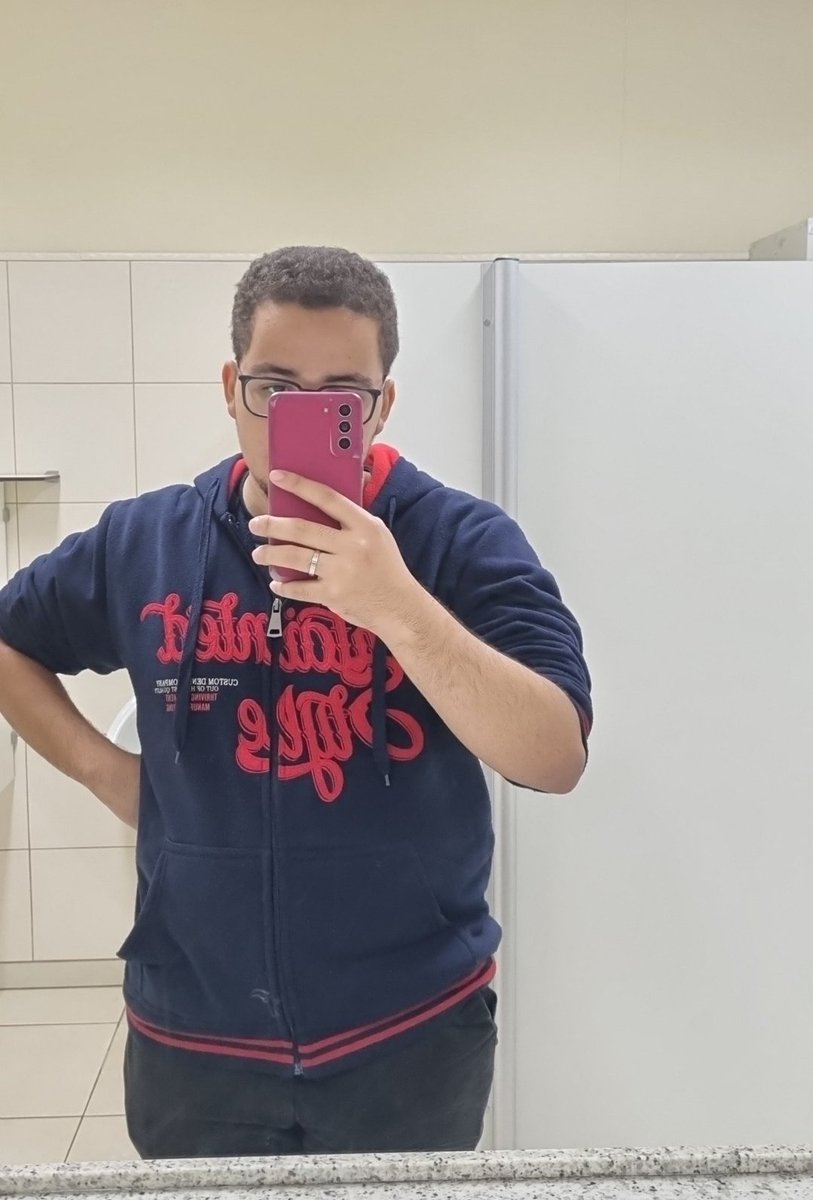 untult's tweet image. #trabalhando #biblioteconomiaéumador