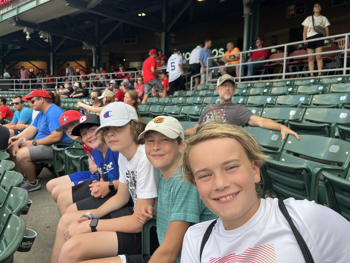 HelperToni's tweet image. Happy 13th Birthday Lucas! #atthevic