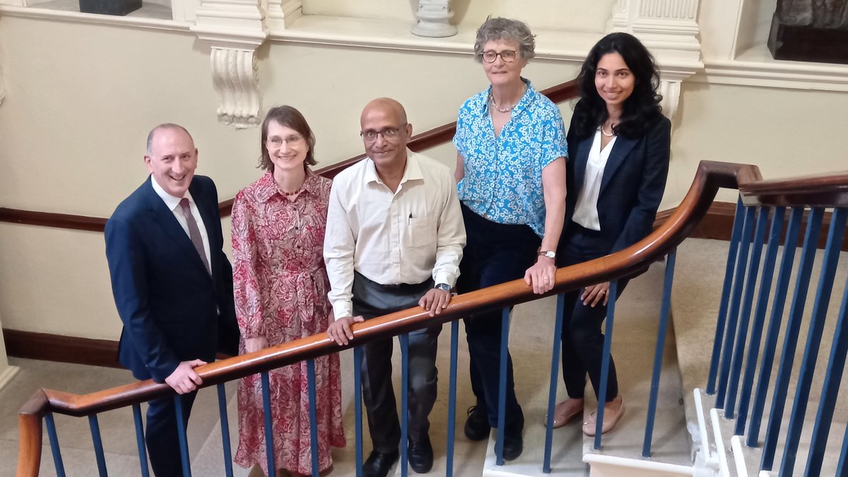 NSShse's tweet photo. Yesterday, with our partners @roinnslainte, we welcomed @IARCWHO to #Dublin to launch a new report on best practice recommendations for the international #cervical #screening community.
https://t.co/n4Fvn0Ng6F
#CervScreen https://t.co/UdQVsmEjjh