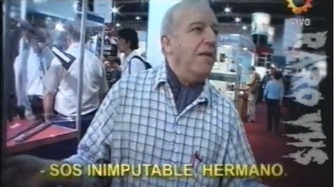 Le acabo de decir a un docente más joven: “Al examen caes siempre un poco más tarde, primero los alumnos se van a impacientar, después se van a esperanzar que no venís y ahí es cuando caes y los destruís anímicamente”