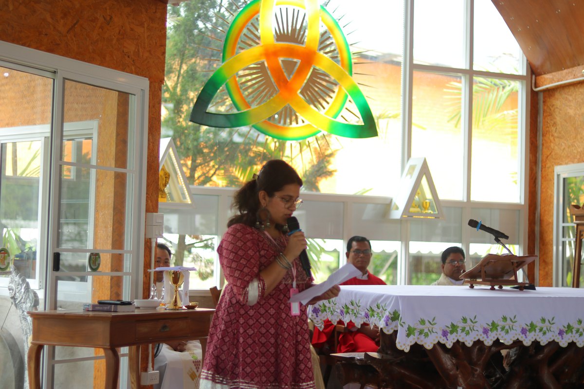 [Asia Pacific Council 2023]

29th June 2023 - Day 1 - Opening Mass of APC together with national movements, contact groups, and the chaplains, animators, and elders of IMCS Asia Pacific.

#IMCS #APC2023 #AsiaPacificCouncil #IMCSAsiaPacific