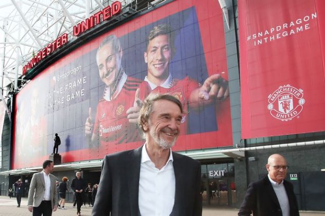 Mr Man United tweet media