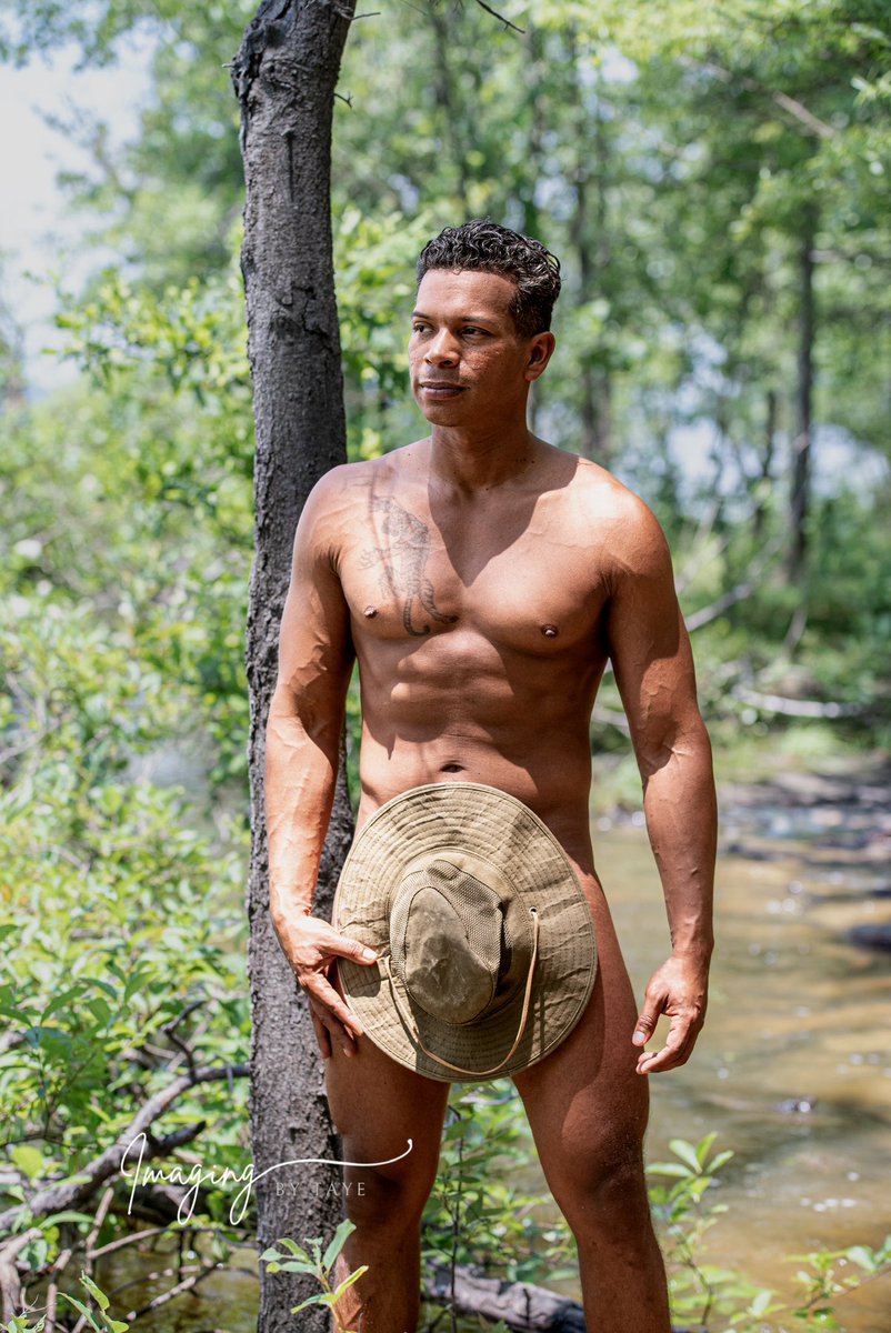 imagingbytaye's tweet photo. Had a great session out at the lake with my homie @AlbiesTweet

#photoshoot #gayphotographer #gayphotography #gaymen #gay #malemodel #ncphotographer #ncphotography #outdoorphotography #gaysofinstagram #raleighphotographer https://t.co/KjTXqiO7uh