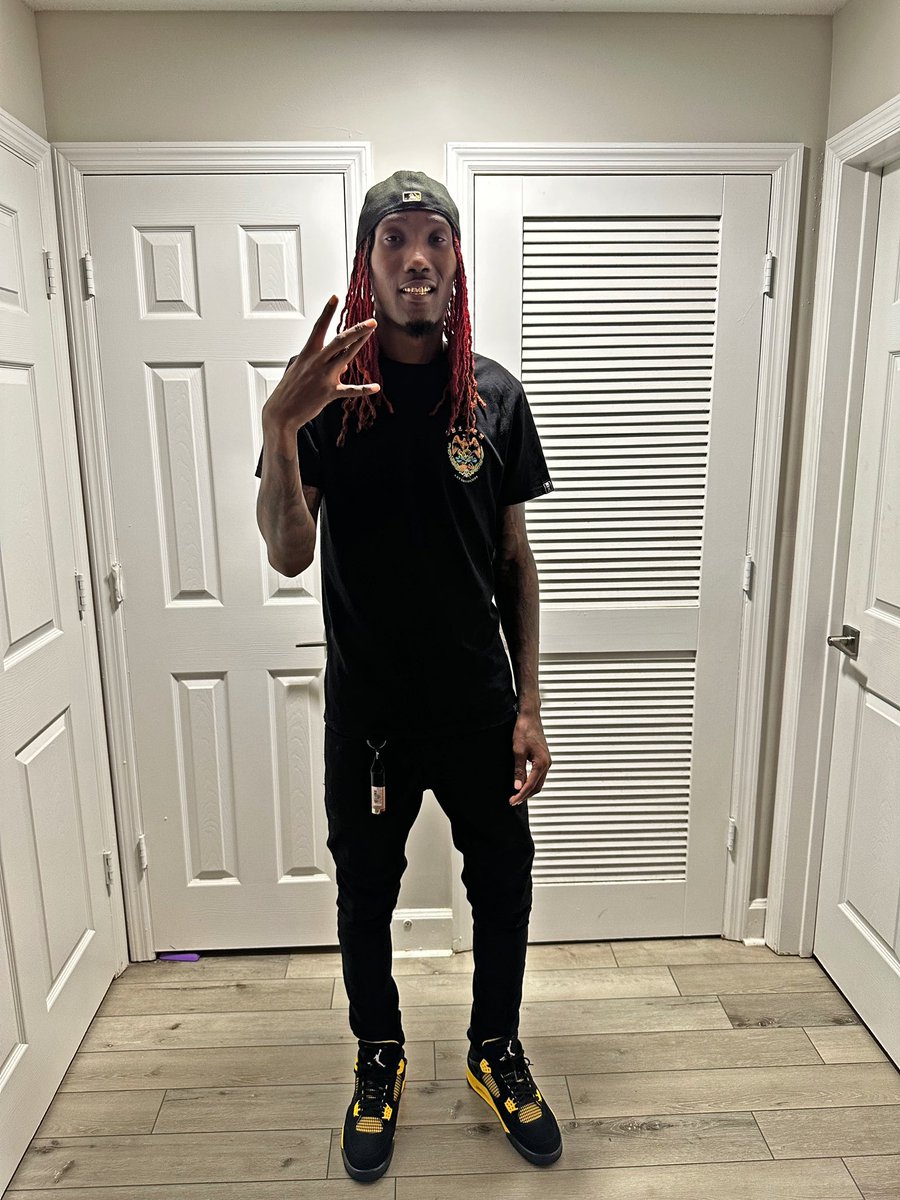 DeMarcusJ__'s tweet photo. Get you a Nigga from the West Highly recommended https://t.co/huDB4h1Az8