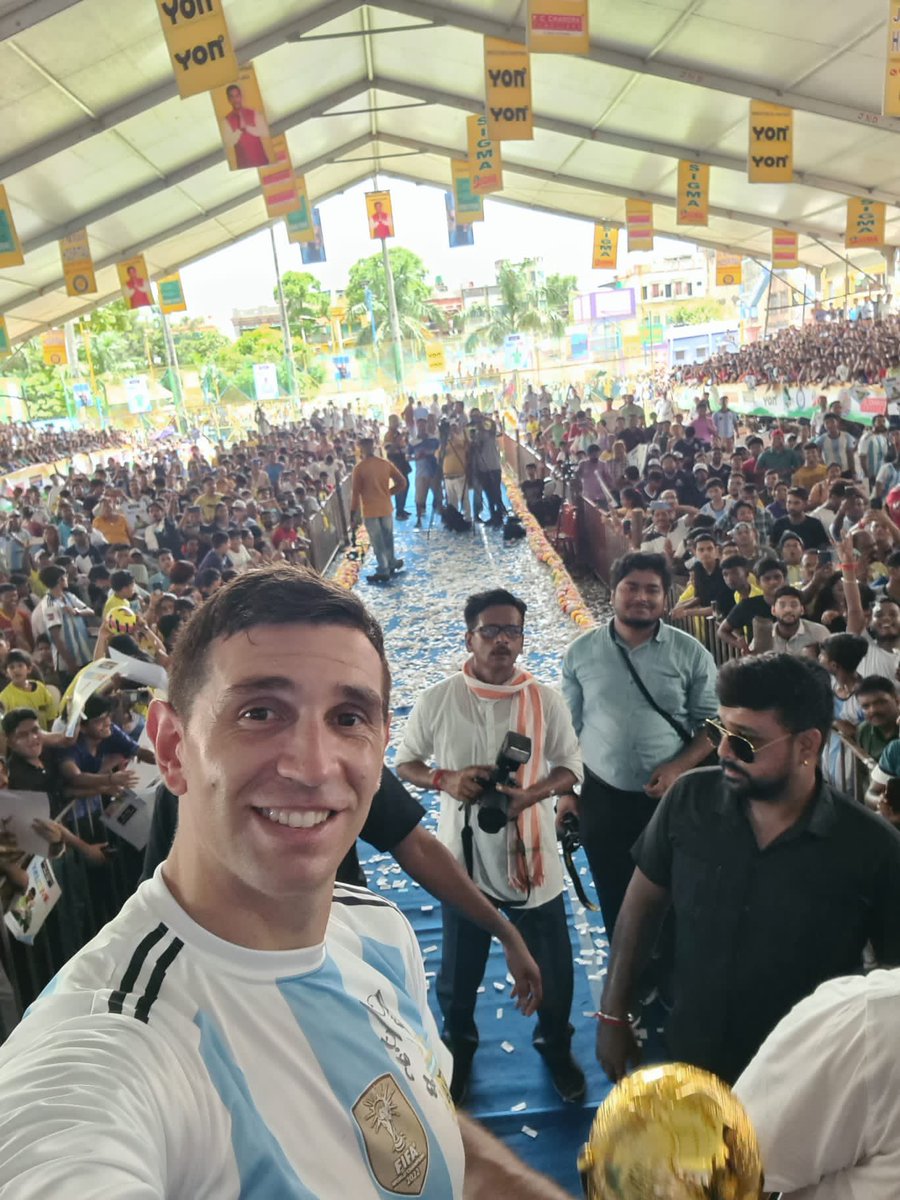 emartinez's tweet photo. Kolkata 😍🇮🇳🇦🇷❤️ https://t.co/ayKiMdaCnI