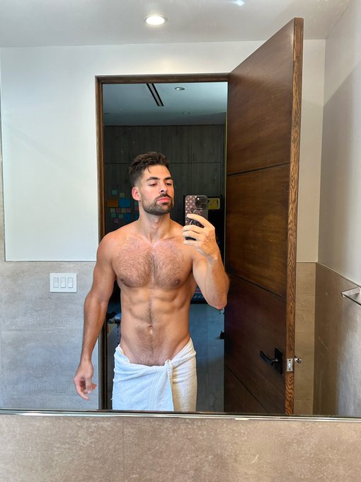 Late night selfie ❤️📸 RT if you want me to post more  🙏🌶️🫶 https://t.co/gd5ztViLRB