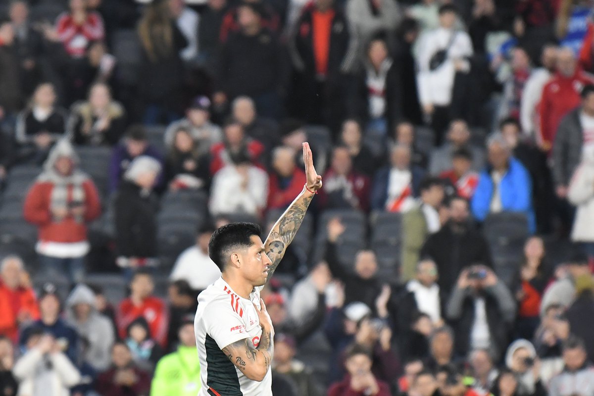 RiverPlate's tweet photo. CAPITÁN ❤️ https://t.co/ojNbKamLJM