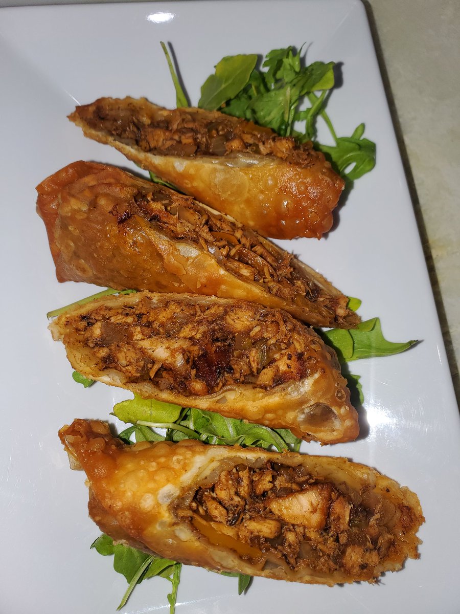 YeS_Itz_MaRiE's tweet photo. Salmon Eggrolls !! 🤤 #ChefisBack! https://t.co/GG0jNA8uwU