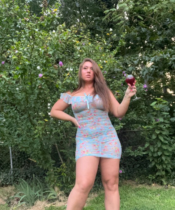 Took this in the summer rain 🩶 https://t.co/tmy0S1vBI8