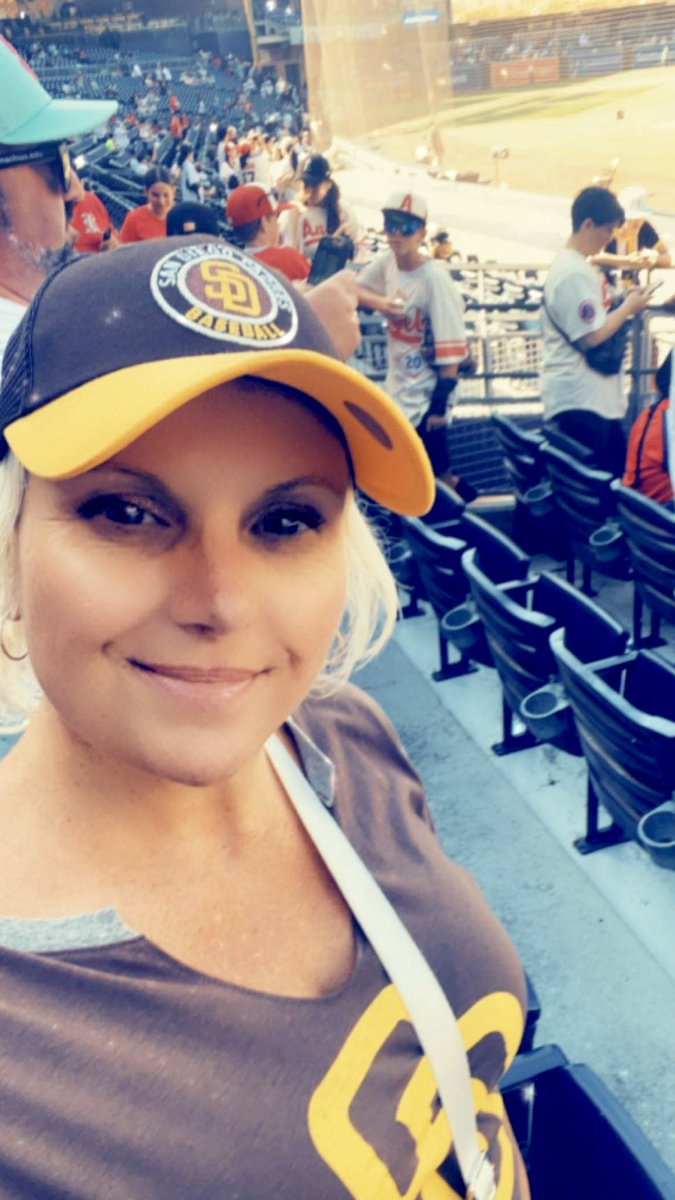 oconnor1_eoc's tweet photo. Game 3 of 3 @PetcoPark ❤️ ⚾️ https://t.co/rTuS3ctST8
