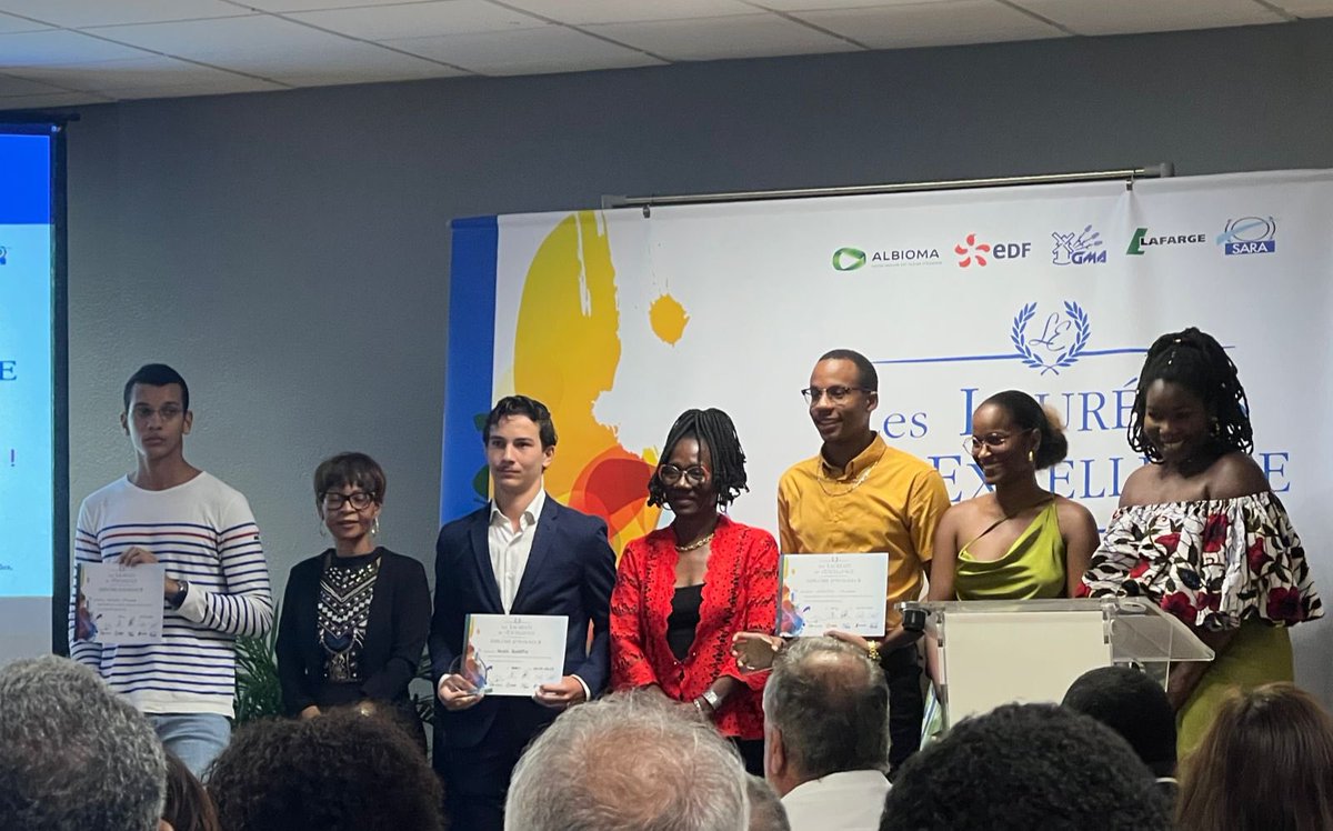 EmmaDahomay's tweet photo. Félicitations aux lauréats de l'excellence pour leur remarquable parcours ! 🏆🌟 @EDF_Guadeloupe a eu l'honneur de participer à la cérémonie de clôture en tant que partenaire officiel. Un véritable moment de fierté et d'inspiration. Bravo à tous ! #LauréatsDeLexcellence https://t.co/cDK6TF8ngJ