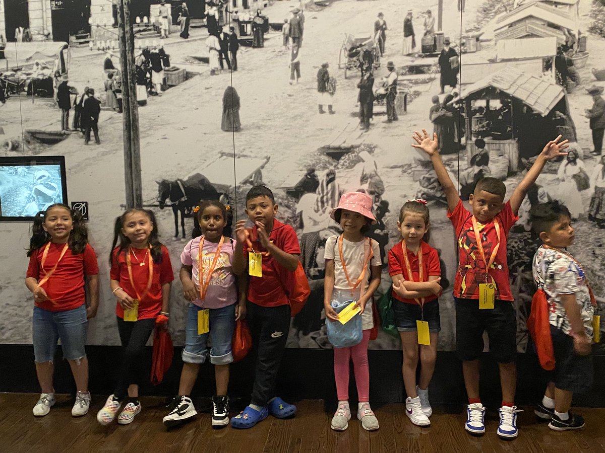 Mrs. Liz Kuser tweet media