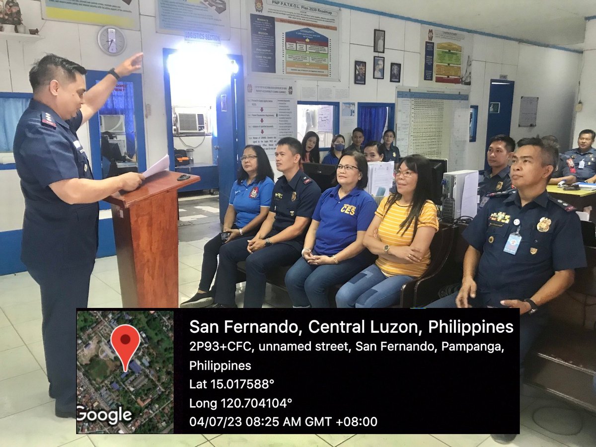 rceo3's tweet photo. “God shows His love for us in that while we are still sinners, Christ died for us.” Romans 5:8
On July 4, 2023, PCOL ROBERT H CAMPO, Chief, RCEU 3 conducted Weekly Police Information and Continuing Education (PICE) to all available personnel of this Unit.
#SerbisyongNagkakaisa https://t.co/Qt5GwbfVlo