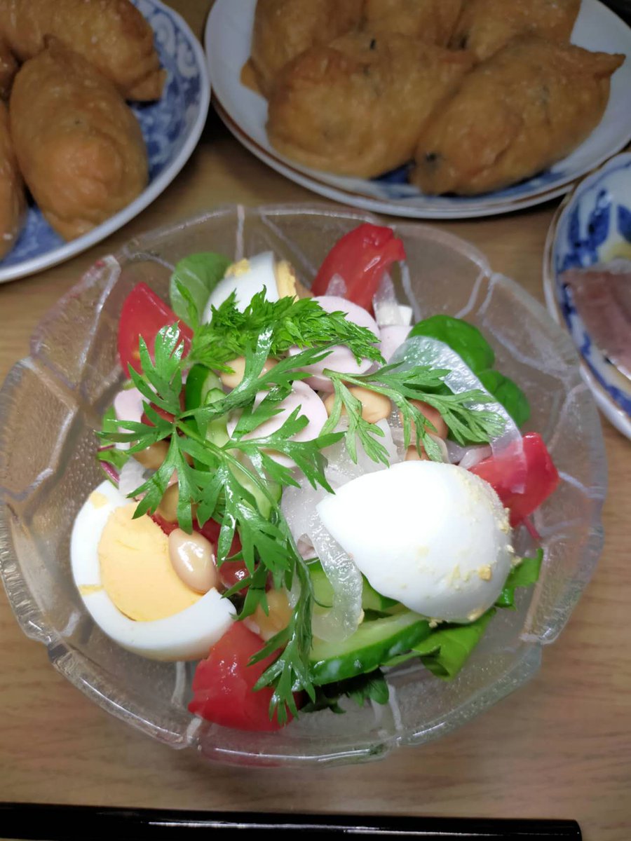 LogP_aitec's tweet image. 今日(7/6)はサラダ記念日！
夏野菜たっぷりのサラダを食べて夏の暑さを乗り切ろう！！！

Amazon
amazon.co.jp/dp/B0BVTVY1J6
ふるさとチョイス
furusato-tax.jp/product/detail…
ふるぽ
furu-po.com/goods_detail.p…
#サラダ #今日は何の日 #logpocket #ふるぽ #ふるさとチョイス #Aitecsystem