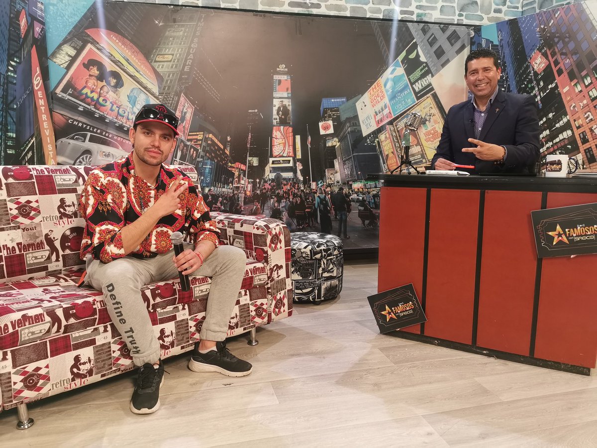 WSAOCO's tweet photo. Me goce este momento. Que buen invitado @Jonemusic en @famos_con_saoco y si nuevo Éxito #GUADALUPE Urbano y Regional. Vamos hacer Ruido. https://t.co/AurhyqovEe
