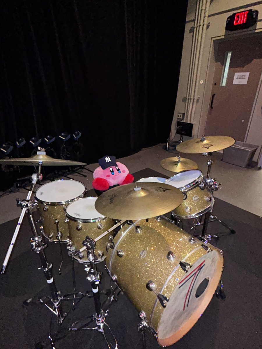 ely_ja_'s tweet photo. Kirby at the studio (he’s not allowed to drum) #kirby #recordingstudio #drummer https://t.co/Y6Nxmjqmec