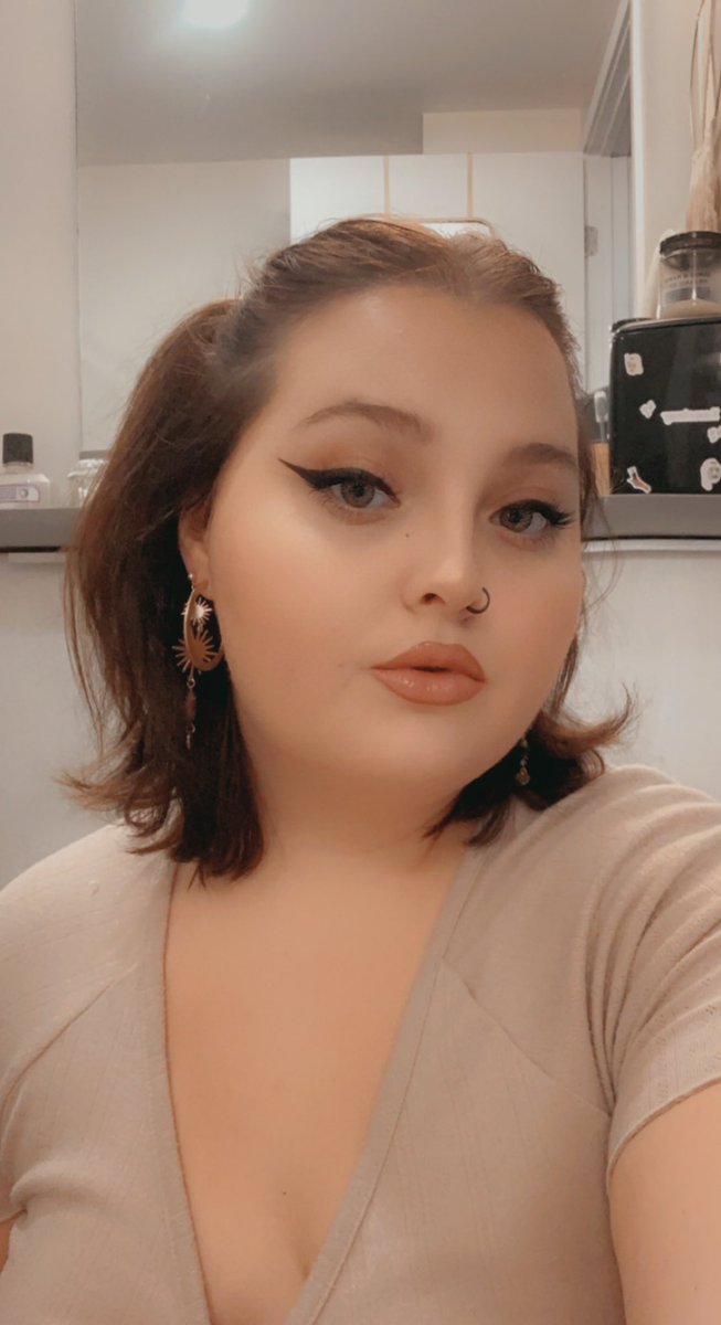 GoddessHalez's tweet photo. @x_aliceowen_x @BbySpice37 get to sending pigs 
cashapp $goddesshalez 

findom goddess humanatm cashcow paypig walletdrain https://t.co/EoRVIcxCvy