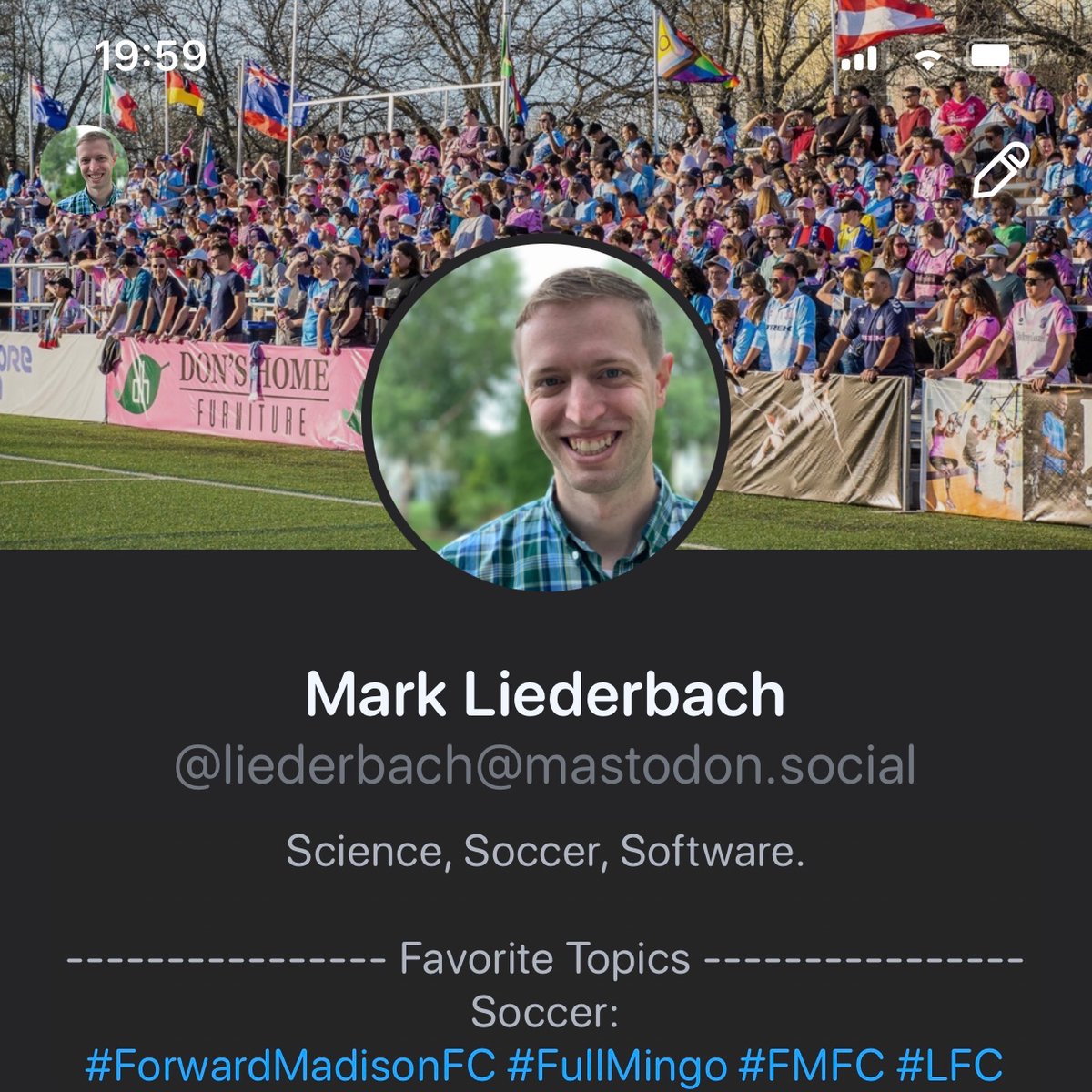 MarkLiederbach's tweet photo. Take your pick, I guess 🤷‍♂️ https://t.co/Qdyy1h0B7s