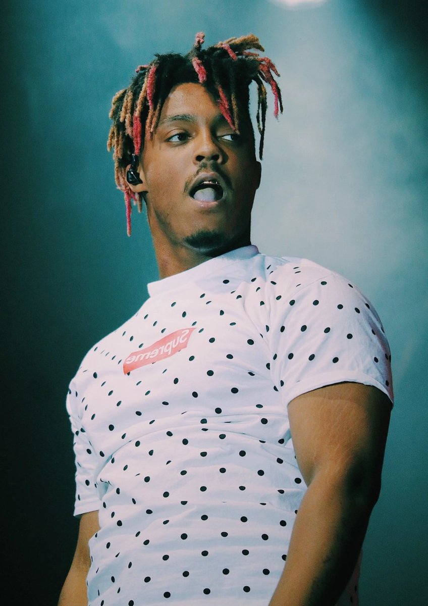 x2bucky's tweet photo. Man Juice WRLD Really Was The GOAT🐐🐐 https://t.co/ebmxZTAH5l