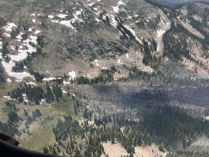 usfsarp's tweet image. #DevilsThumbFire Update- The fire received more rain today. Fire size is estimated at 95 acres with 10% containment. The public is asked to avoid these areas for public and firefighter safety as operations are ongoing.