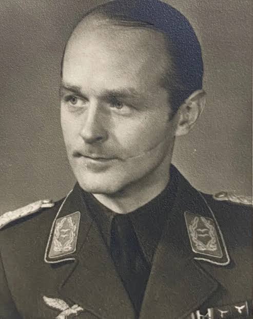 Reptile Hybrid tweet media