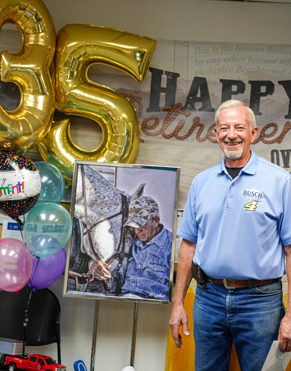 Cheers to the legend Doug Lough a.k.a. “Dougweiser” on an amazing 35 year career with us! Your work ethic, knowledge, and passion will be greatly missed. 🐎🍻 

#NevadaBeverage