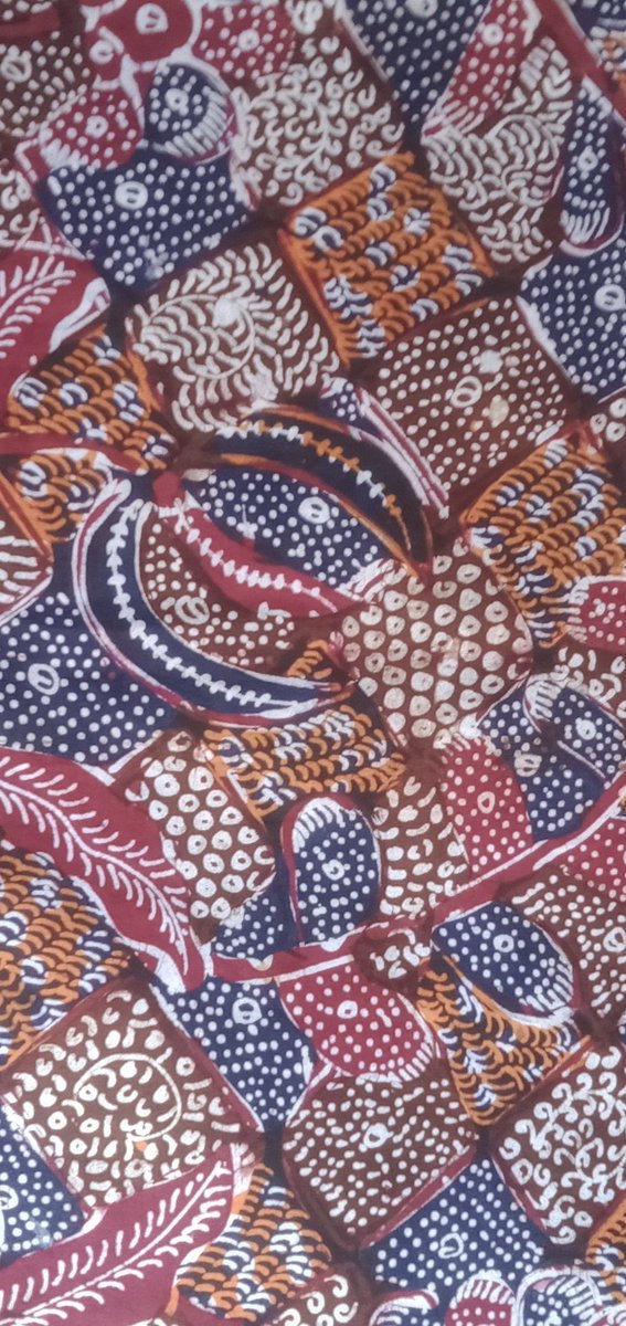 ariefwick's tweet photo. Daripada planga plongo mendingan liatin batik tulis pedesaan, sampai ga berdaya
#batik #batiktulis #batikcap #taplakmeja #interior #homedecor #budaya #indonesia #pekalongan #uccn #UNESCO #crafts https://t.co/LIJjc0noFe