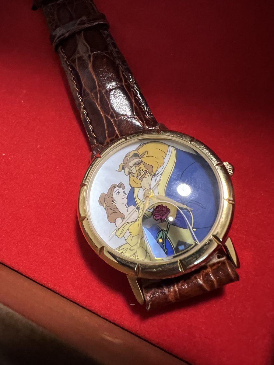TeriE's tweet photo. VINTAGE #BEAUTYandtheBEAST FOSSIL Watch & Music Box Ltd Ed Disney Store #vintagedisney #disneywatch #disneyana #princessbelle #disneyprincess #ebayfinds #vintagedisneywatch #disneycollectibles #fossilwatch #disneymusicbox https://t.co/G82oFPoucE #eBay via @eBay https://t.co/8YF3bPWJ3a