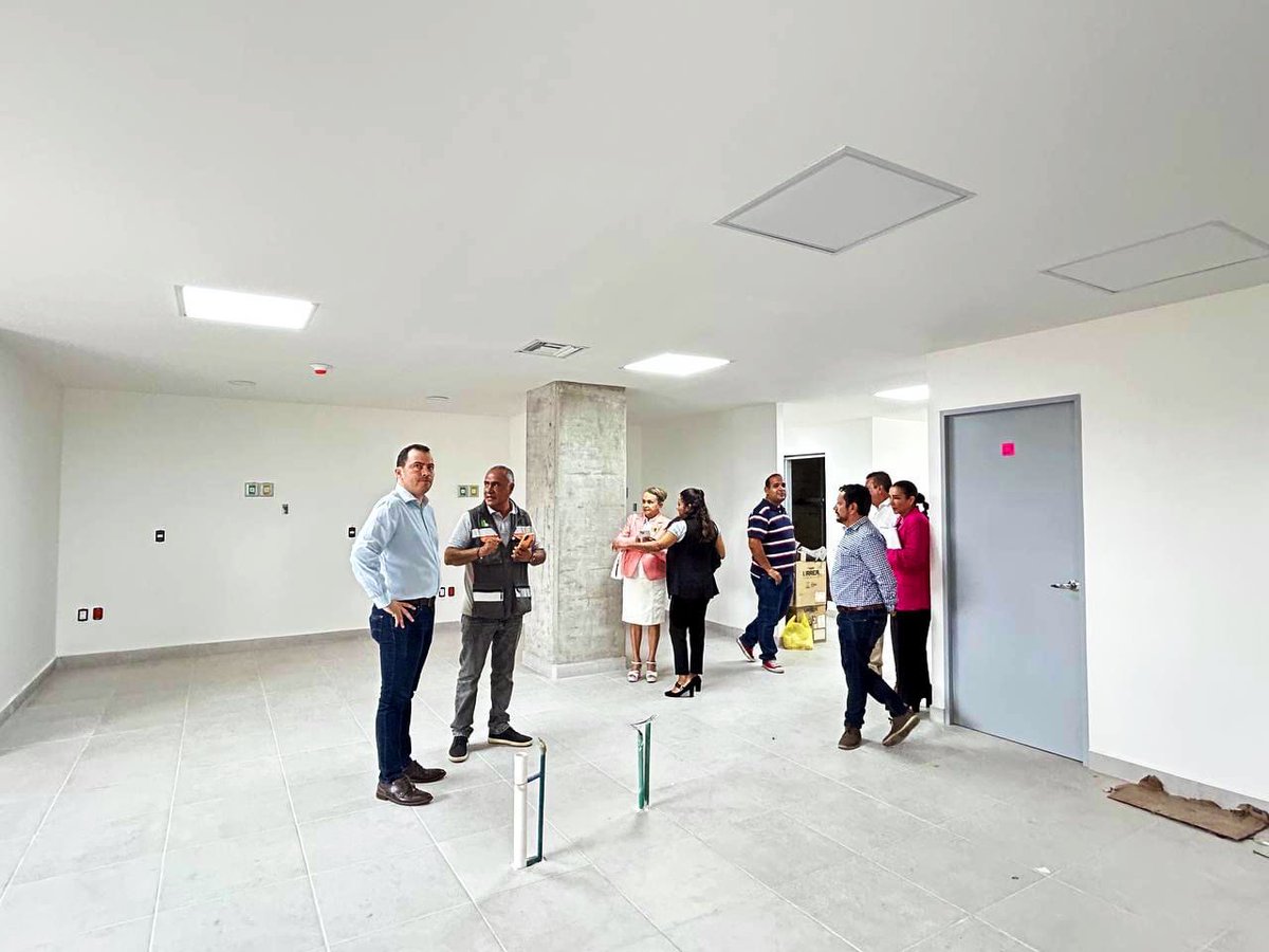 ilichglz's tweet photo. Conquistas sindicales para el @SNTE47Jalisco. 👊🏼
Próximamente tendremos la apertura de la 4ª clínica de #UNIMEF de @ipejalgob. 🏥
Gracias a este logro, miles de agremiados se verán beneficiados y tendrán mejoras en la atención médica. 👏🏼 https://t.co/iIoSsp590I
