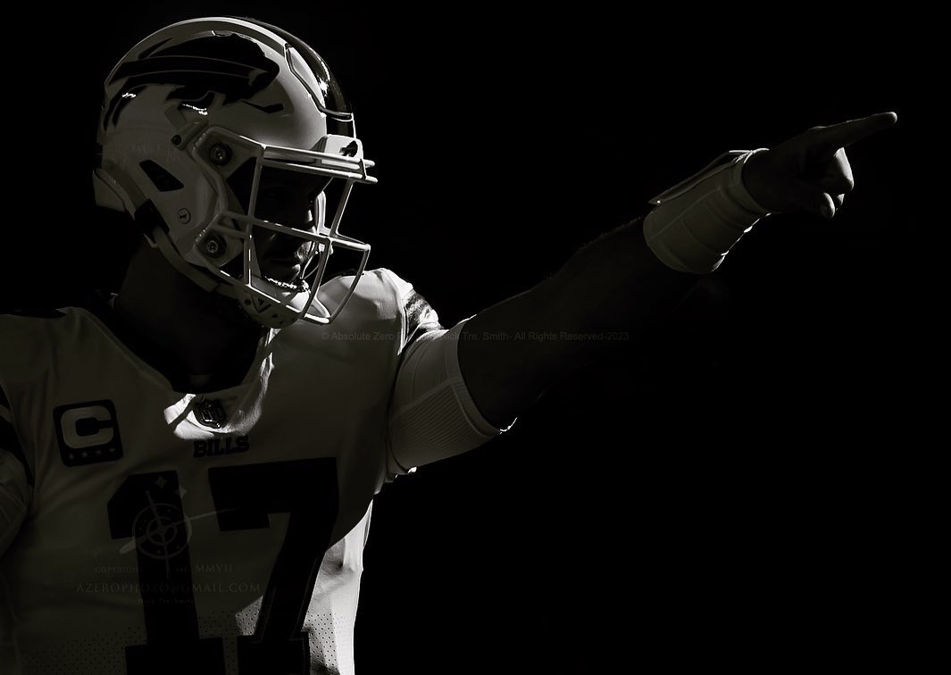 ntreyaz09's tweet photo. Random images emphasizing creative lighting. 

@canonsportsphoto @thinktankphoto @sport_kc @chiefs @buffalobills @kccurrent @kuathletics @kstatesports 

#kansascity #kcphotographer #canonphotography #teamcanon #shotoncanon #photoshelter #wecametoplay #gamedaystandard https://t.co/wuqmnyCAT4