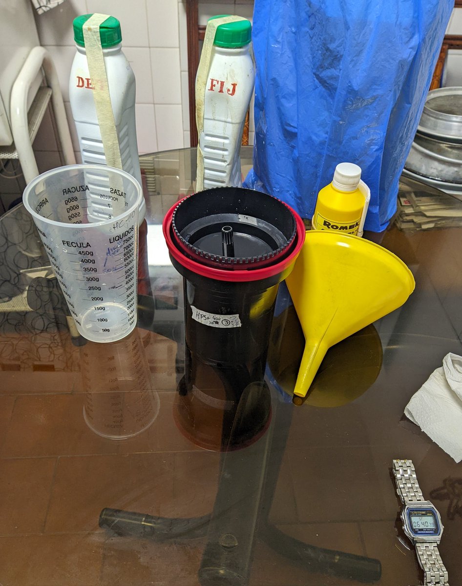 canapemondongo's tweet image. Tengo que estar 24 minutos 30segundos sin distraerme más de 30&apos;&apos; y entré a Twitter. ¿Qué podría fallar?

Si sale mal le voy a echar la culpa a @KodakProFilmBiz y @ILFORDPhoto

#HP5Plus #HC110 #FilmNotDead #EverythingIsExpired