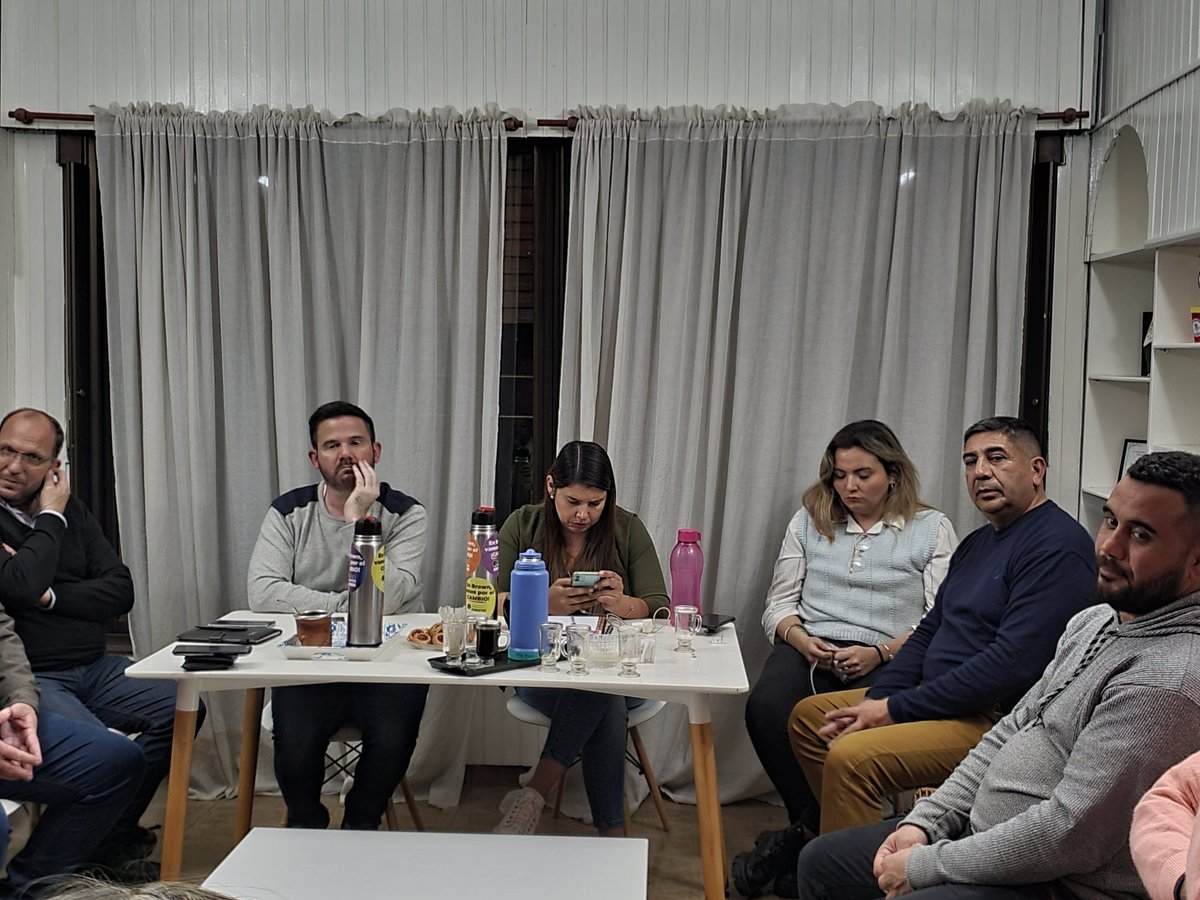UPFAlteBrown's tweet photo. Además, se planificó el lanzamiento de la lista para este viernes 7 de julio a las 18.30 en la Sociedad de Fomento Villa Calzada de #RafaelCalzada.
#Juntos con las #BasesPeronistas #HagamosElCambioDeNuestrasVidas 💪
#UPF #UnionPopularFederal #AlmiranteBrown #UPFAlmiranteBrown https://t.co/ZLgt2n8mXI