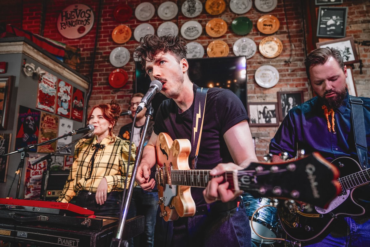 Jarrett 📸 (@jarrett_edmund) on Twitter photo A stomped-on wristband flutters in the gutter and all the moonlighting punks have shuffled back to their barista jobs. With the city abound in Doc Marten blisters <a href="/sledisland/">sledisland</a> lives on as a warm, blurry memory
Read my festival recap for <a href="/THENEWLOFI/">The New LoFi</a> 👇✨
thenewlofi.com/sled-island-20… A stomped-on wristband flutters in the gutter and all the moonlighting punks have shuffled back to their barista jobs. With the city abound in Doc Marten blisters <a href="/sledisland/">sledisland</a> lives on as a warm, blurry memory
Read my festival recap for <a href="/THENEWLOFI/">The New LoFi</a> 👇✨
thenewlofi.com/sled-island-20…