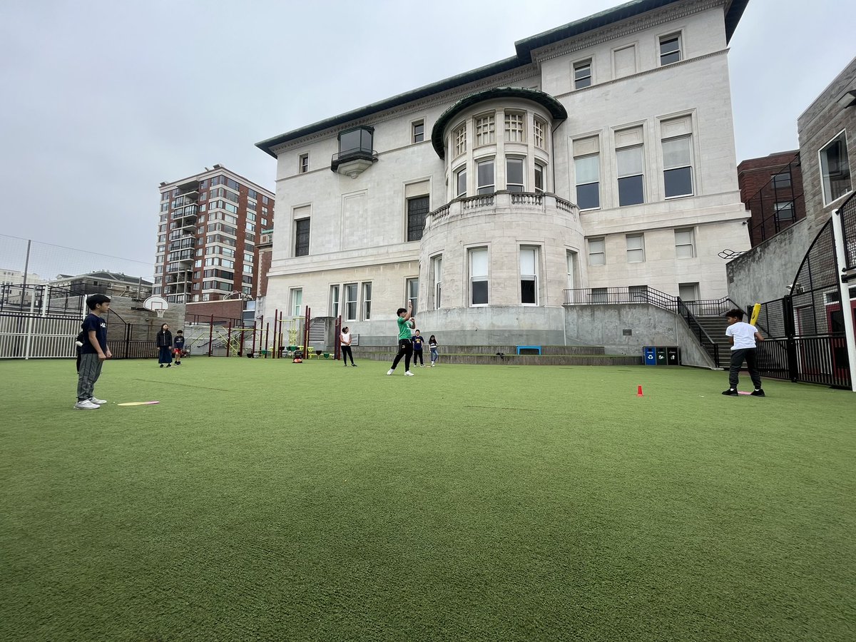 RebaTeaching's tweet image. Today was “Sports Day” at @sacredheartsf Summer Program so we learned about the history of the @SFGiants before heading out to play our own game! Some of these students are ready to go pro with all of the home runs that were hit today. #SanFranciscoHistory #SummerCamp