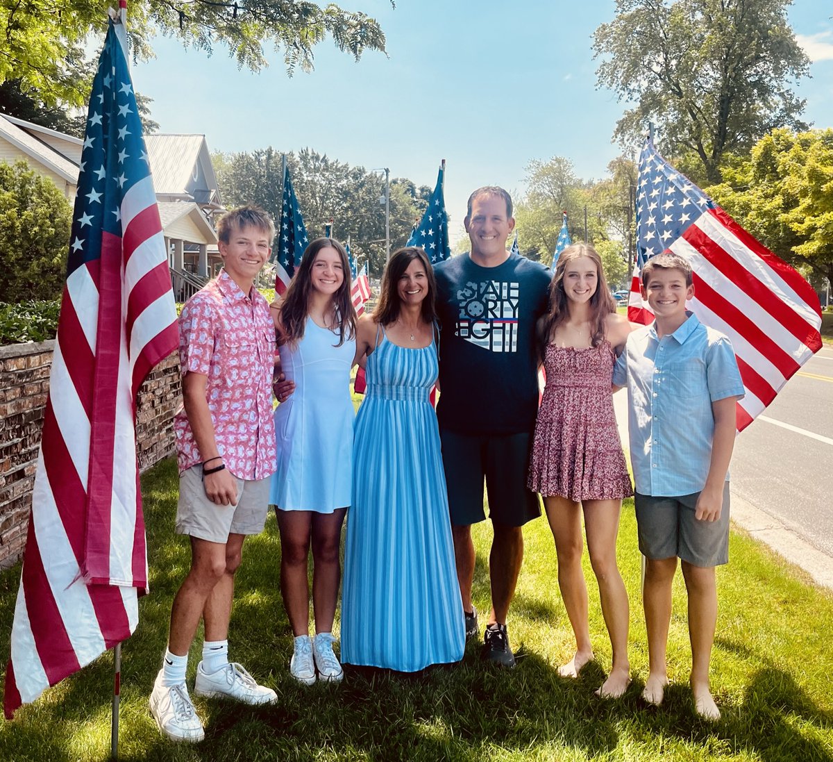 eva_issitt's tweet photo. Hope everyone had an amazing 4th of July!!!
#HappyIndependanceDay #family #freedom #michigansummers #redwhiteandblue https://t.co/ojUbg6PI2R