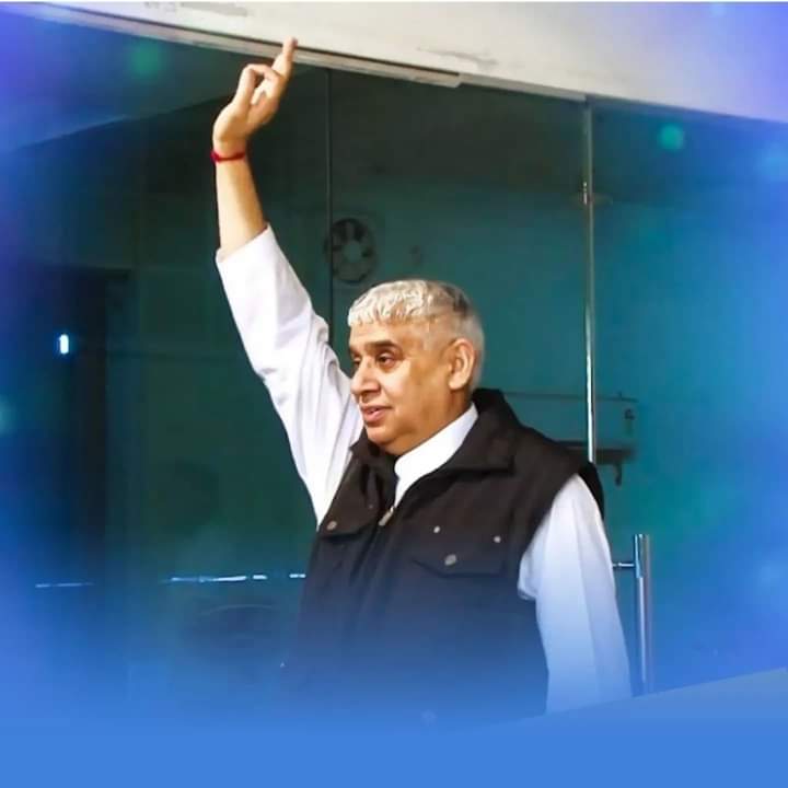 Tanu_KabirPanth's tweet photo. Tatvadarshi Sant is God Himself.❤️😇

#GodMorningThursday
-Saint Rampal Ji Maharaj ji https://t.co/SDxG34xJOB